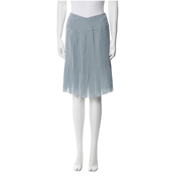 Chanel Vintage Knee-Length Silk Skirt, size FR40 - Picture 1 of 3